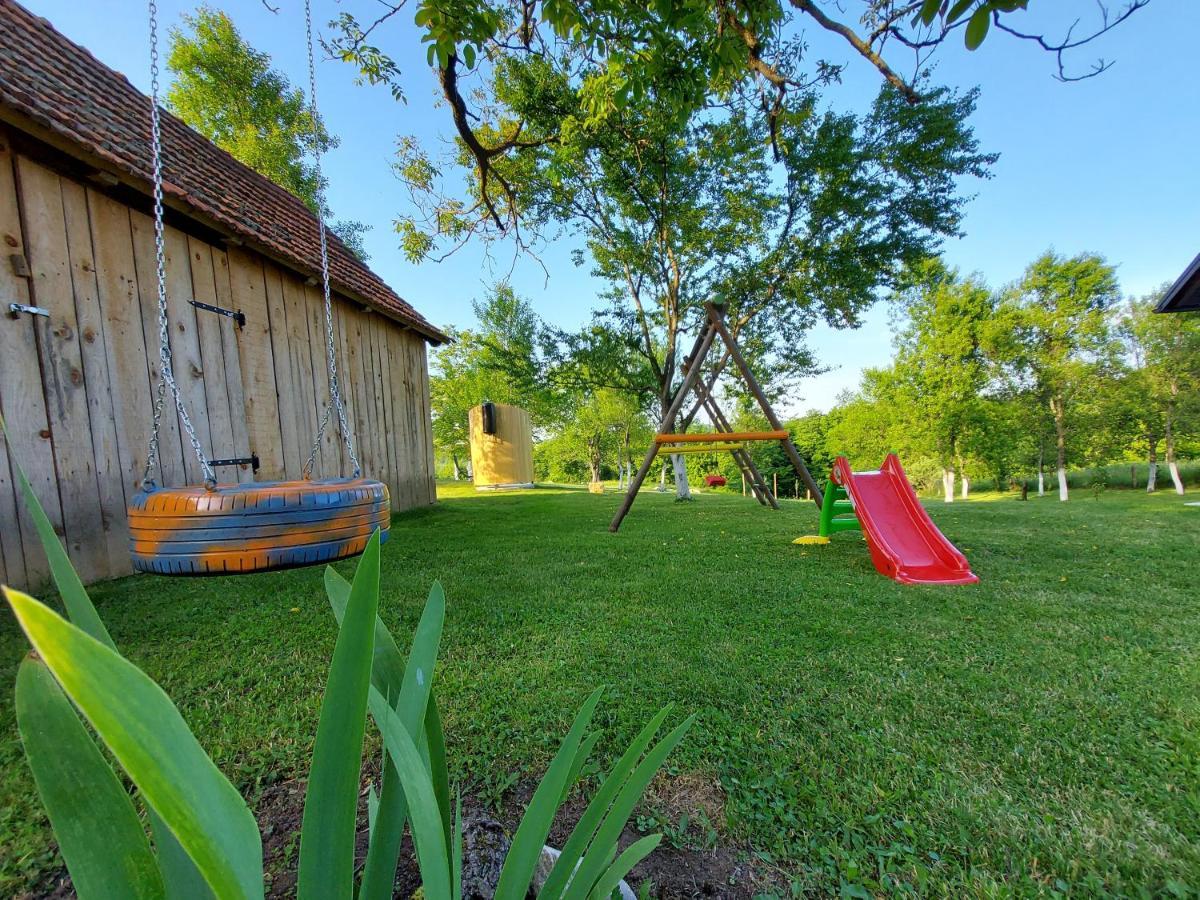 Holiday Home, Apartman Obajdin Slunj Ngoại thất bức ảnh