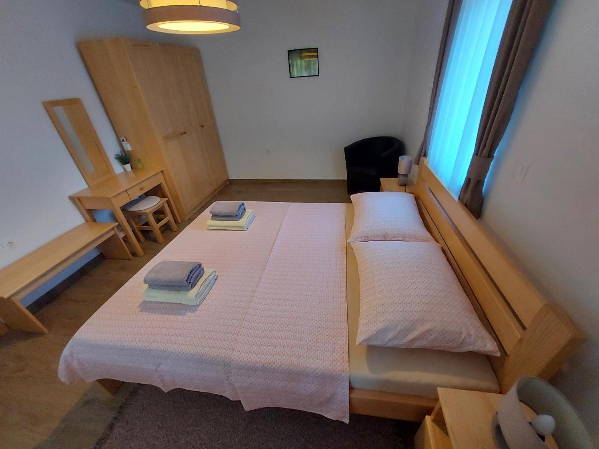 Holiday Home, Apartman Obajdin Slunj Ngoại thất bức ảnh