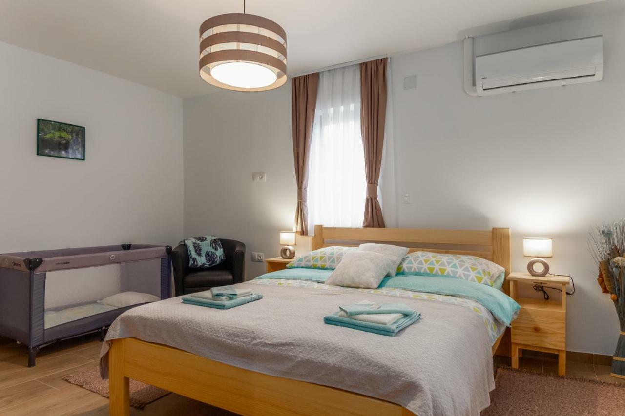 Holiday Home, Apartman Obajdin Slunj Ngoại thất bức ảnh